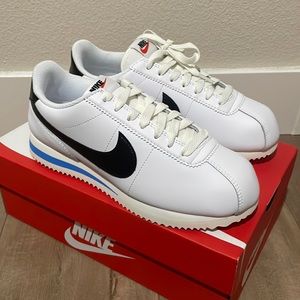 Nike Cortez white